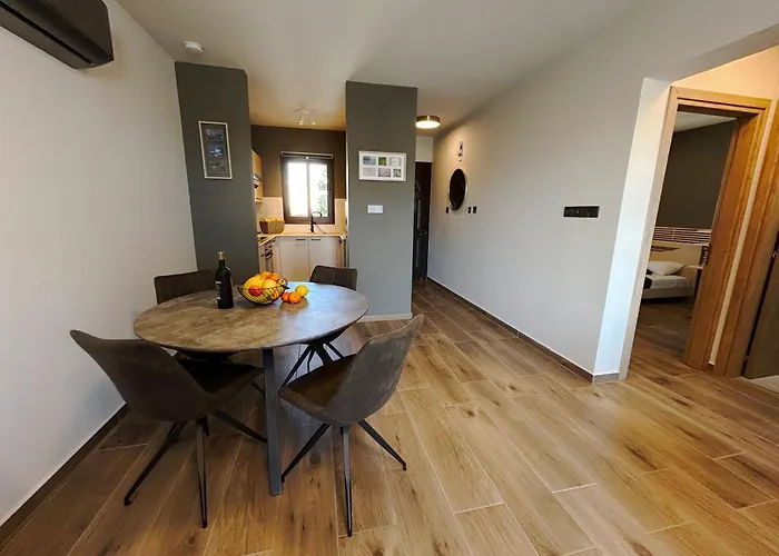 The A-line Seaview Malama With Pool, Tennis Court & Gym アパート