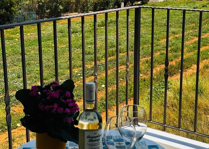 The A-line Seaview Malama With Pool, Tennis Court & Gym *