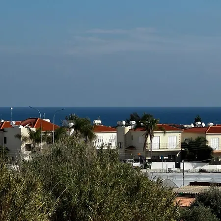 The A-line Seaview Malama With Pool, Tennis Court & Gym Apartman Paralímni