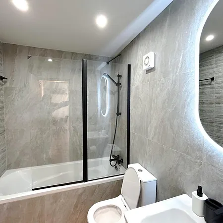 Apartman The A-line Seaview Malama With Pool, Tennis Court & Gym