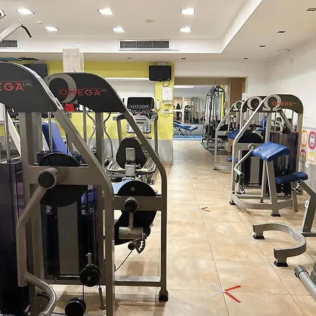 The A-line Seaview Malama With Pool, Tennis Court & Gym Apartment Paralimni
