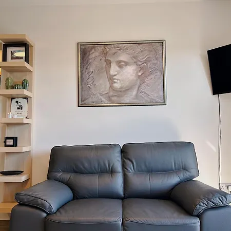 The A-line Seaview Malama With Pool, Tennis Court & Gym Apartman Paralímni