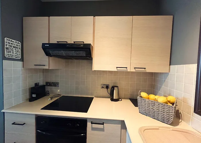 The A-line Seaview Malama With Pool, Tennis Court & Gym Apartmán Paralimni