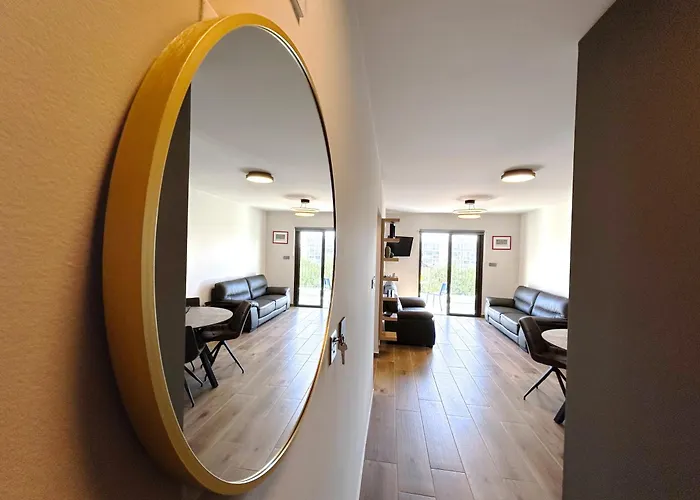 The A-line Seaview Malama With Pool, Tennis Court & Gym Apartmán